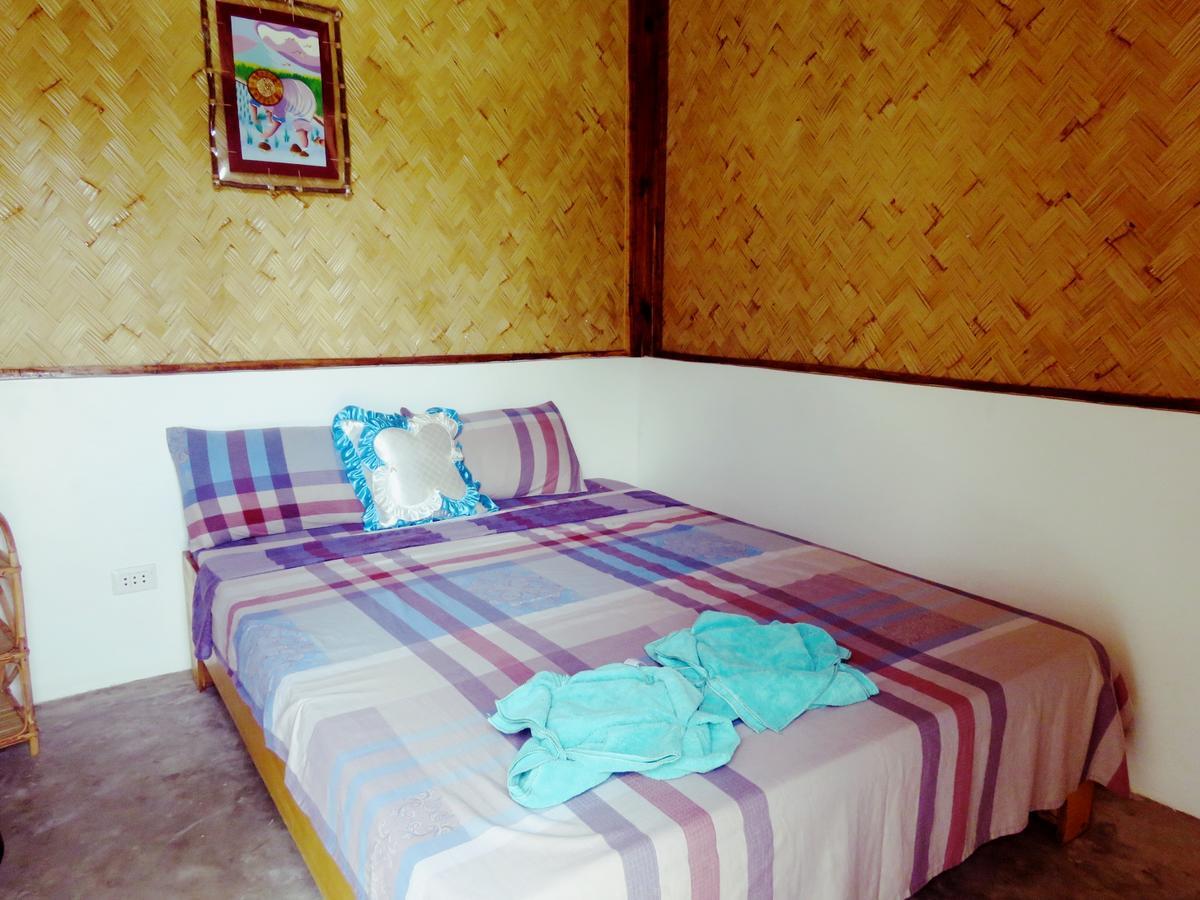 Bella Louise Lodging House Bar And Resto Busuanga Exteriör bild