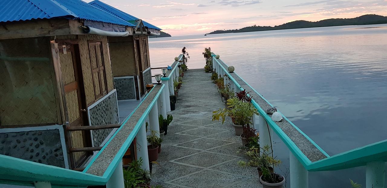 Bella Louise Lodging House Bar And Resto Busuanga Exteriör bild