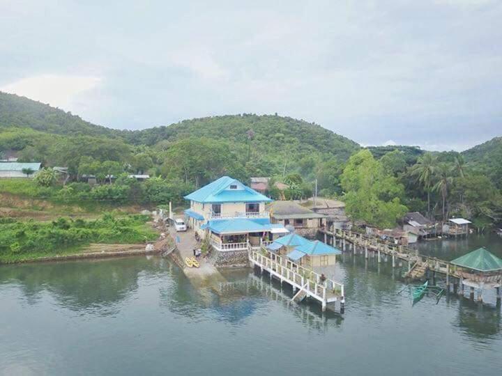 Bella Louise Lodging House Bar And Resto Busuanga Exteriör bild